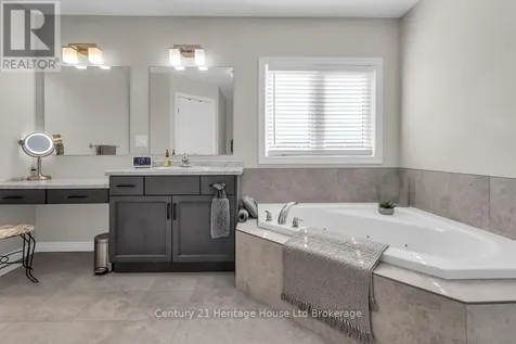 29 Brookside Lane Tillsonburg ON N4G 0A1