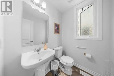 209 Hibernian Walk Ottawa ON K2V 0R6