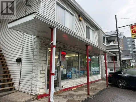 40 Jolliet Avenue Ottawa ON K1L 5H5