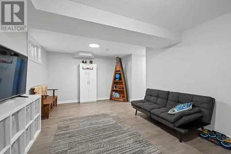 2803 St. Stephen's Street Ottawa ON K2B 1B6