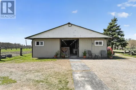 311 Brant County 22 Road Hamilton ON L9G 3L1