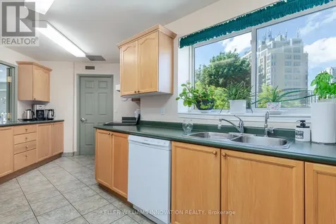20 St George Street Kitchener ON N2G 2S7