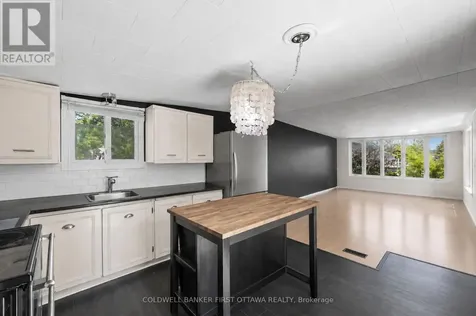 29 Cloverloft Court Ottawa ON K2S 1T3