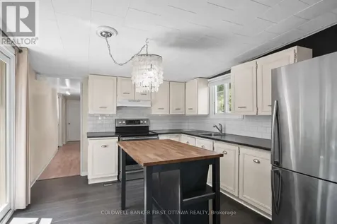 29 Cloverloft Court Ottawa ON K2S 1T3