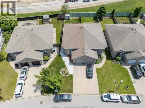 11294 Timber Bay Crescent Windsor ON N8R 2L2