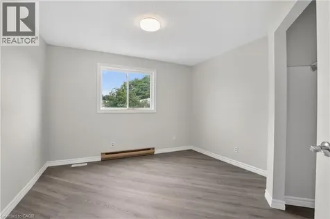 60 Elmsdale Drive Kitchener ON N2E 2G4