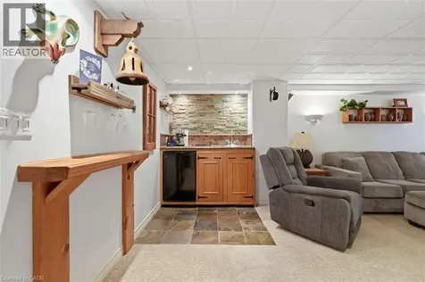 1531 Upper Wellington Street Hamilton ON L9B 2H4