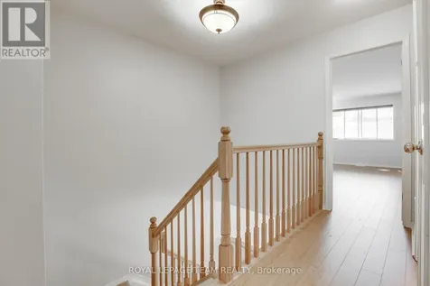 33 Scampton Drive Ottawa ON K2W 1G1