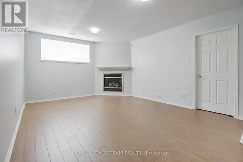 33 Scampton Drive Ottawa ON K2W 1G1