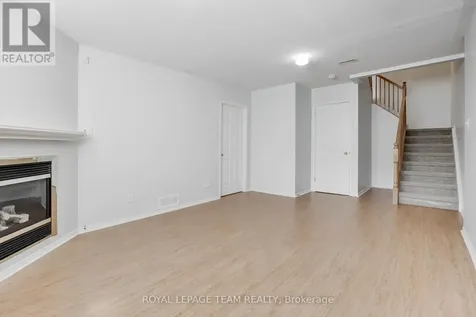 33 Scampton Drive Ottawa ON K2W 1G1