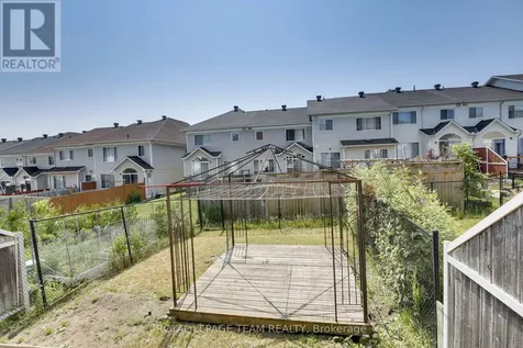 33 Scampton Drive Ottawa ON K2W 1G1