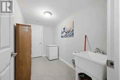 536 Snow Goose Street Ottawa ON K2J 0T3