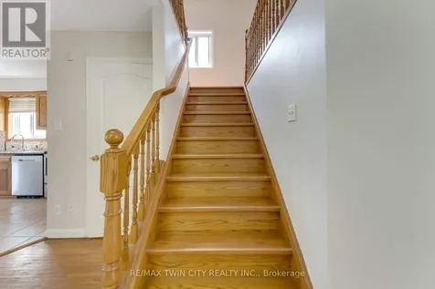 213 Grey Fox Drive Kitchener ON N2E 3N7