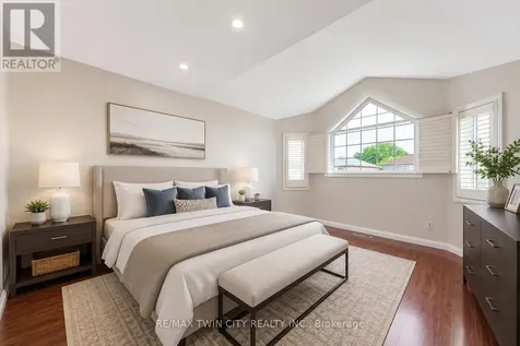213 Grey Fox Drive Kitchener ON N2E 3N7