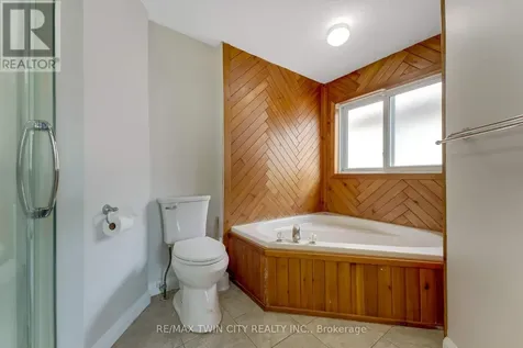 213 Grey Fox Drive Kitchener ON N2E 3N7