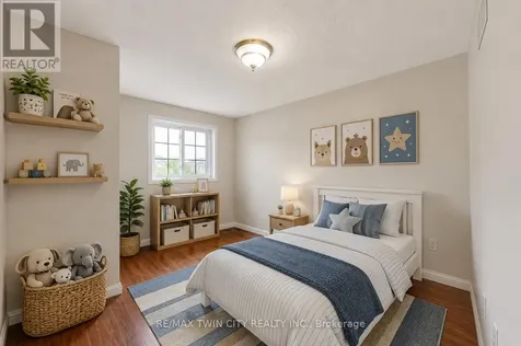 213 Grey Fox Drive Kitchener ON N2E 3N7