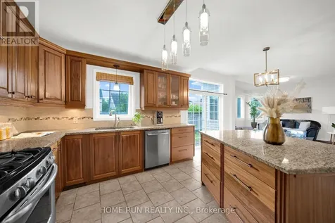 103 Cheyenne Way Ottawa ON K2J 0E8