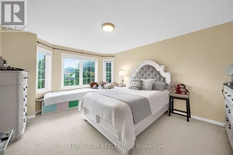 103 Cheyenne Way Ottawa ON K2J 0E8