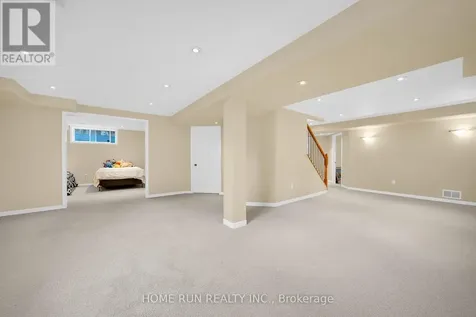 103 Cheyenne Way Ottawa ON K2J 0E8