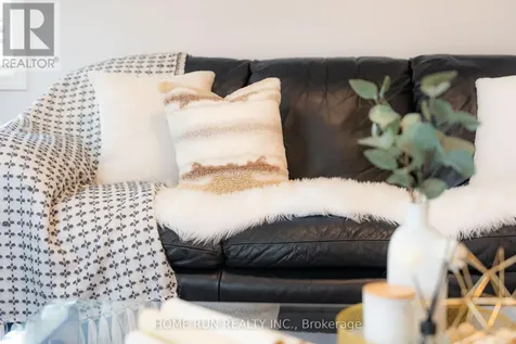 103 Cheyenne Way Ottawa ON K2J 0E8