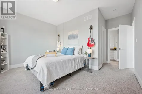 54 Bridge Street West Kitchener ON N2K 0G4