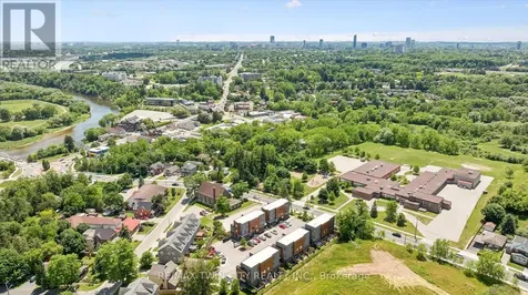 54 Bridge Street West Kitchener ON N2K 0G4