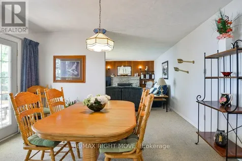 3877 Wood Avenue Severn (west Shore) ON L3V 0T9