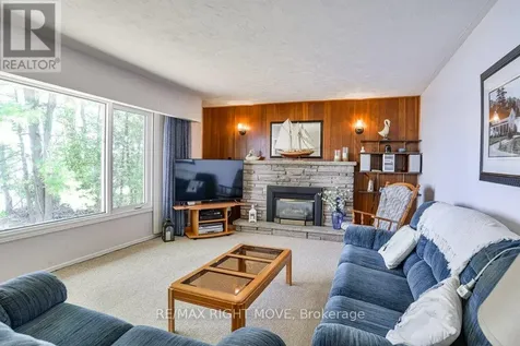 3877 Wood Avenue Severn (west Shore) ON L3V 0T9