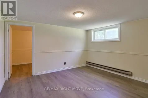 3877 Wood Avenue Severn (west Shore) ON L3V 0T9