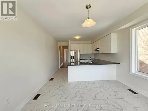 2946 Whites Road Pickering ON L1X 0R5