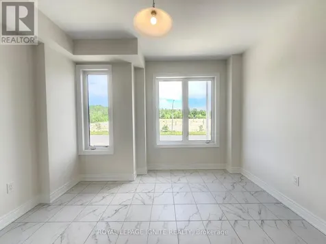 2946 Whites Road Pickering ON L1X 0R5