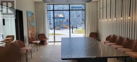 130 River Street Toronto (regent Park) ON M5A 0R8