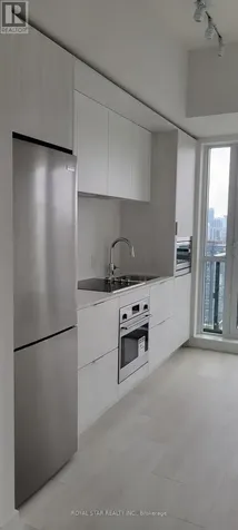 130 River Street Toronto (regent Park) ON M5A 0R8