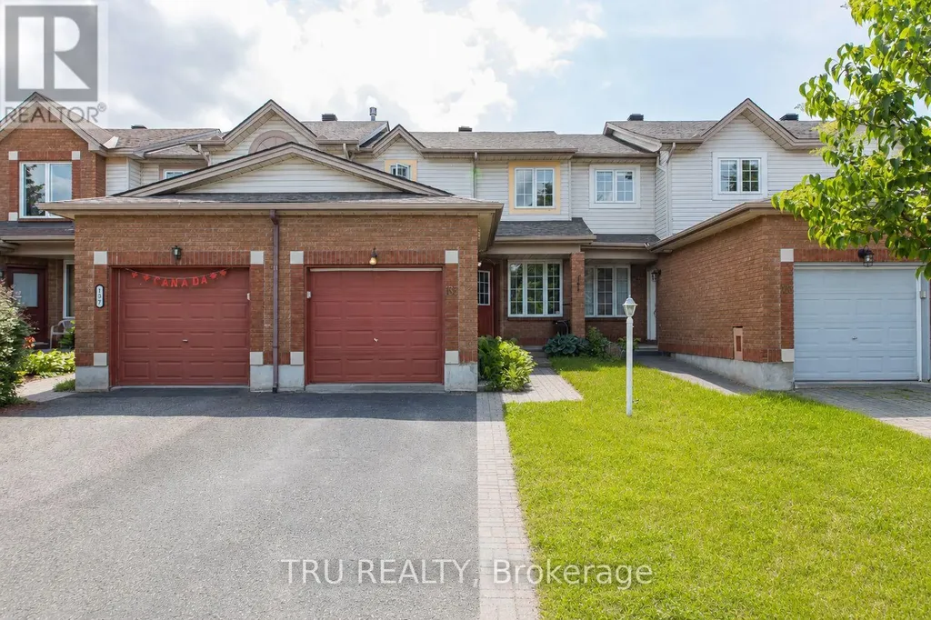 135 Margrave Avenue Ottawa ON K1T 3X8