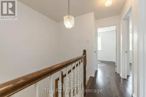 135 Margrave Avenue Ottawa ON K1T 3X8