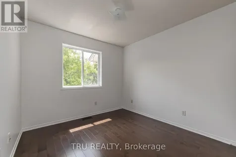 135 Margrave Avenue Ottawa ON K1T 3X8