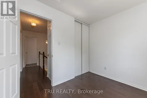 135 Margrave Avenue Ottawa ON K1T 3X8