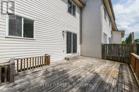 135 Margrave Avenue Ottawa ON K1T 3X8