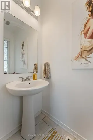359 Melodie Street Ottawa ON K1W 0L8