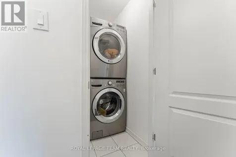 359 Melodie Street Ottawa ON K1W 0L8