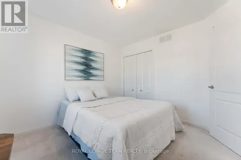 359 Melodie Street Ottawa ON K1W 0L8