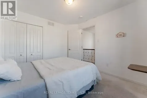 359 Melodie Street Ottawa ON K1W 0L8