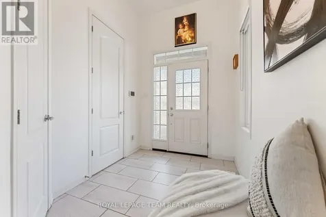 359 Melodie Street Ottawa ON K1W 0L8