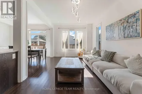 359 Melodie Street Ottawa ON K1W 0L8