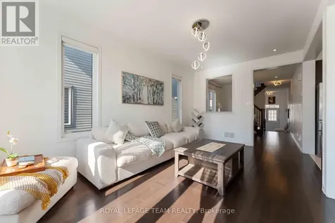 359 Melodie Street Ottawa ON K1W 0L8