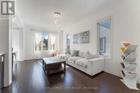 359 Melodie Street Ottawa ON K1W 0L8