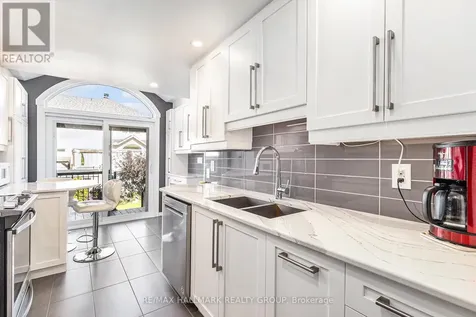 1019 Candlewood Street Ottawa ON K4A 5E7