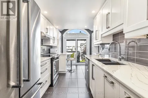 1019 Candlewood Street Ottawa ON K4A 5E7