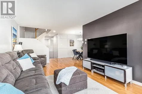 1019 Candlewood Street Ottawa ON K4A 5E7