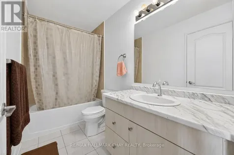 39 Kodiak Terrace Barrie ON L9J 0J4